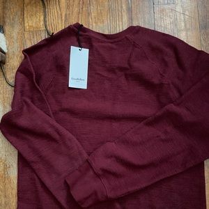 Good fellow light sweater in burgundy